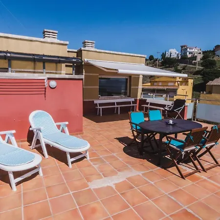 Guillem De Bergueda - Atico En La Zona De Grifeu Con Gran Terraza Y Vistas Al Mar. - Es-228-61