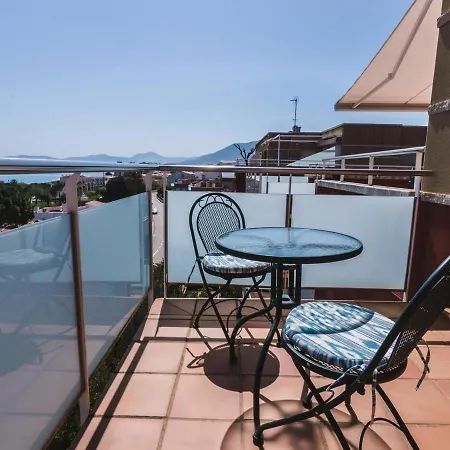 Apartment Guillem De Bergueda - Atico En La Zona De Grifeu Con Gran Terraza Y Vistas Al Mar. - Es-228-61